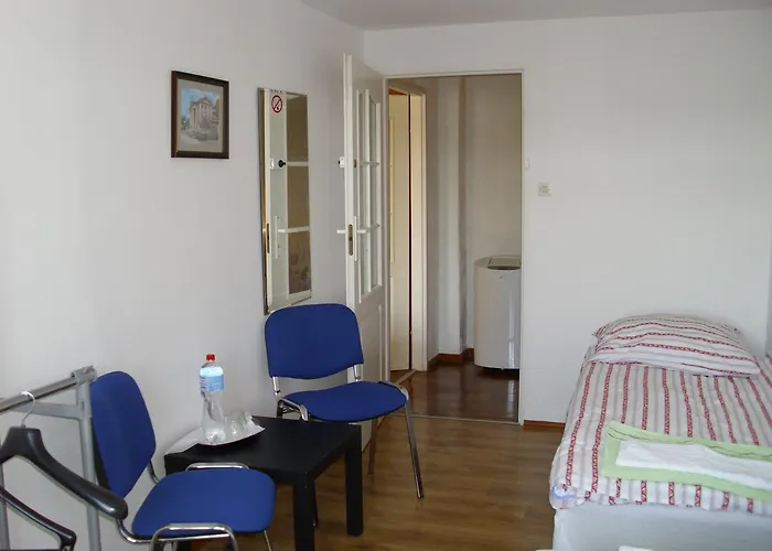 Goscinne Irene אכסניה *