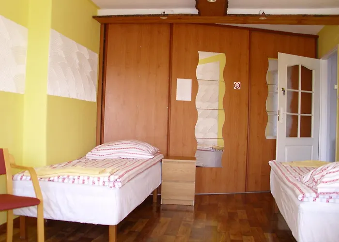 Goscinne Irene אכסניה